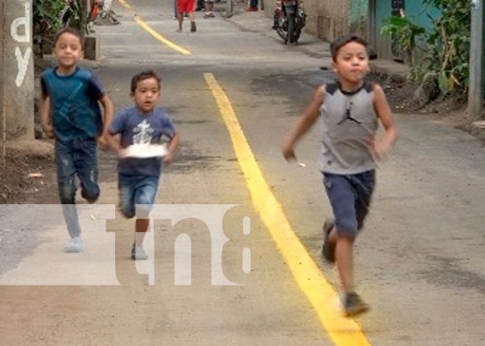 Familias del barrio Villa Austria, Managua inauguran proyecto de mejoramiento vial