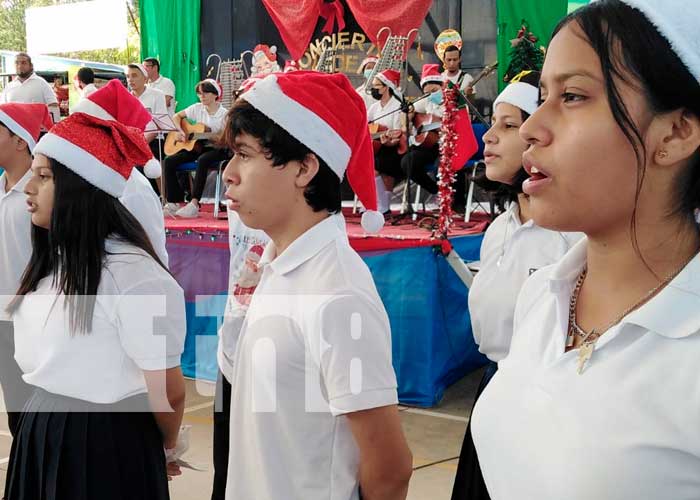 Coros estudiantiles de Managua para recibir las fiestas navideñas