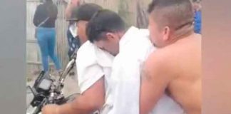Ecuador: ¡Qué miedo! en Manabí, sacaron a pasear a un muerto en moto