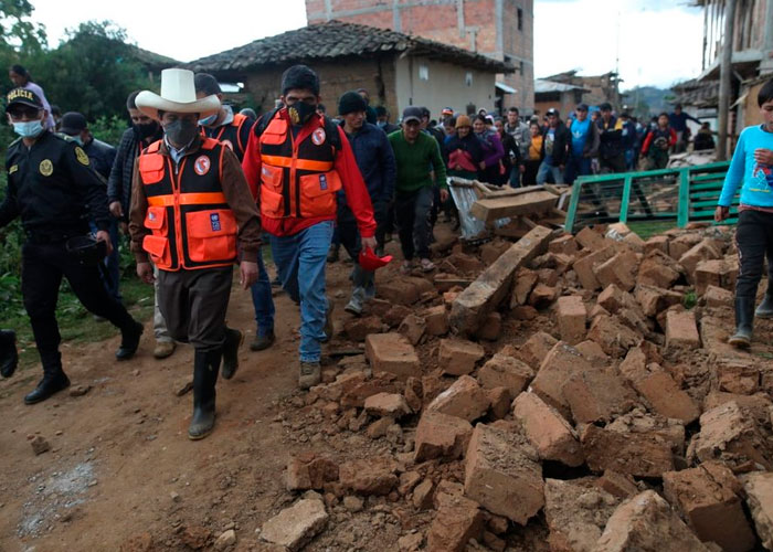 Pdte. de Perú declara emergencia en cuatro regiones tras potente terremoto