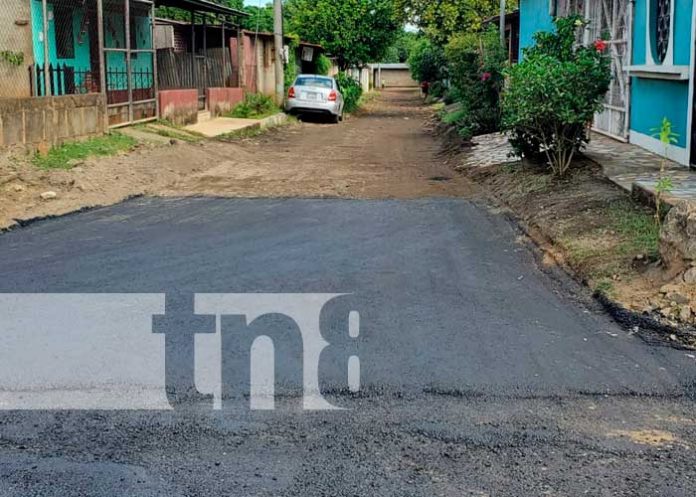 Visita a labores de mejoramiento de calles en Managua