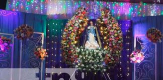 Altares en honor a la virgen en Nicaragua