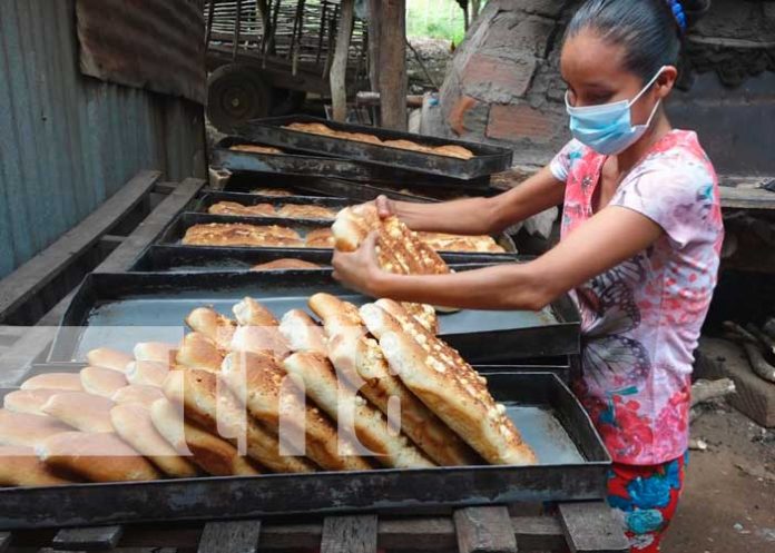 Emprendimiento de pan en una comunidad de Nandaime, Granada