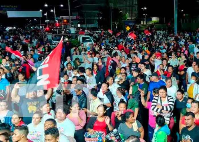 Nicaragüenses se dan cita para celebrar triunfo del Frente Sandinista