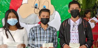 Gobierno de Nicaragua inicia la entrega de bono a egresados de la secundaria en Madriz