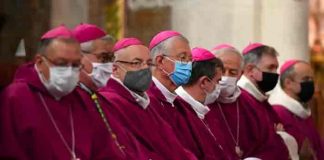 Francia: Obispos analizan informe sobre abusos sexuales a menores