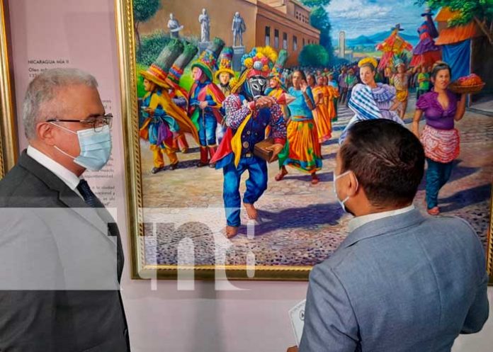 Exhibición de pinturas y arte en el Banco Central de Nicaragua