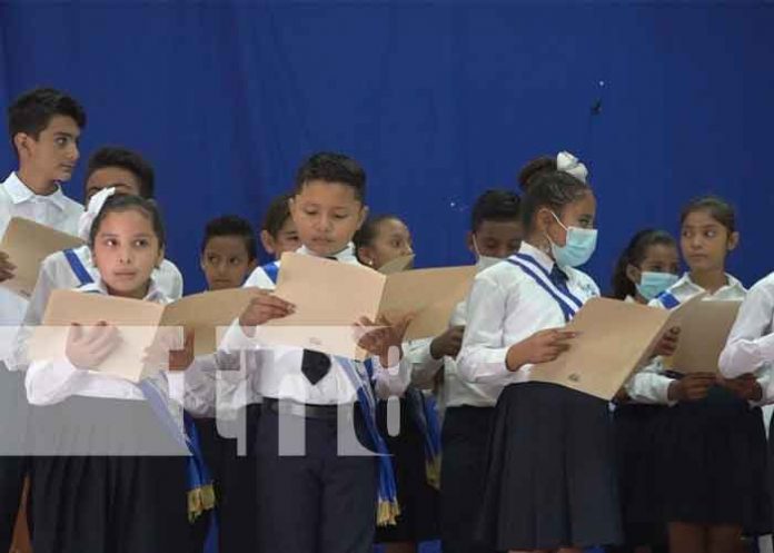 Coros infantiles de Rivas realizan concierto con músicas alusivas a la Navidad