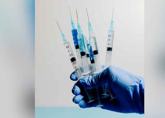 OMS advierte de alarmante escasez de jeringa para vacunas