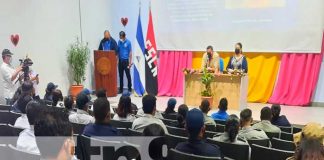Entregan certificados por culminar carreras técnicas a través del Ministerio de Gobernación de Nicaragua