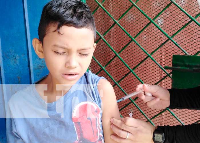 Vacunación contra el COVID-19 casa a casa en Ciudad Belén, Managua