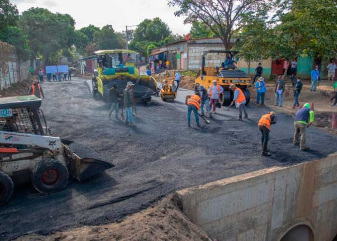 Gobierno sobrepasa meta de obras viales en Managua durante el 2021