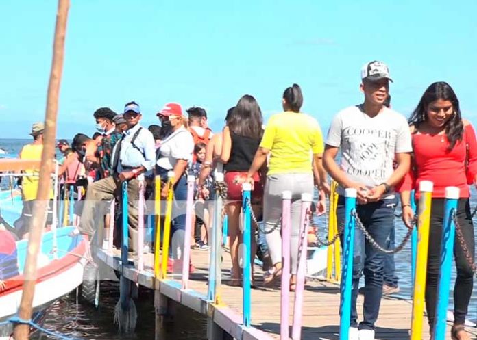 Granada recibe la visita de miles de nicaragüenses este 25 de diciembre