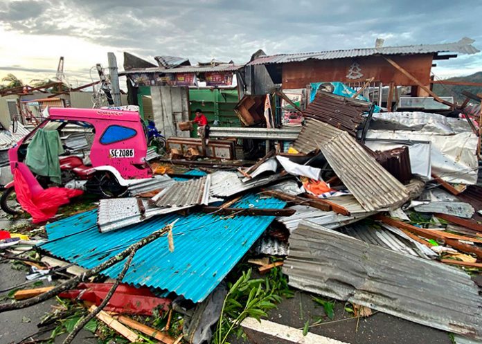 Ascienden a 375 los muertos por el tifón Rai en Filipinas