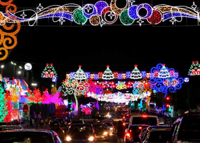 Aires navideños, luces y alegría se sienten en las calles de Managua