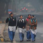 Cierran escuelas de Nueva Delhi tras aumentar la contaminación del aire