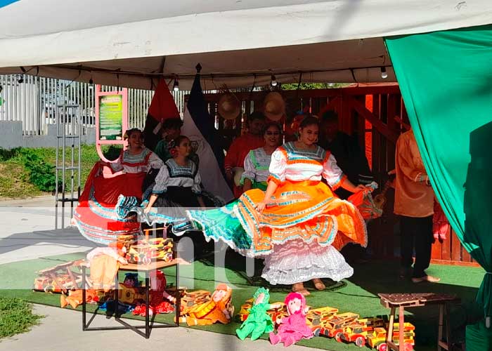 Promueven juguetería tradicional en Managua