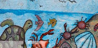Niñez nicaragüense realiza mural para crear conciencia del cuido de la nauraleza