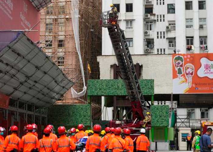 Hong Kong: Personas atrapadas en un rascacielos