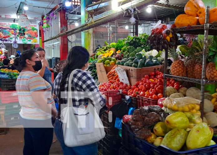 Gran dinamismo previo a la navidad en el Mercado Periférico de Managua