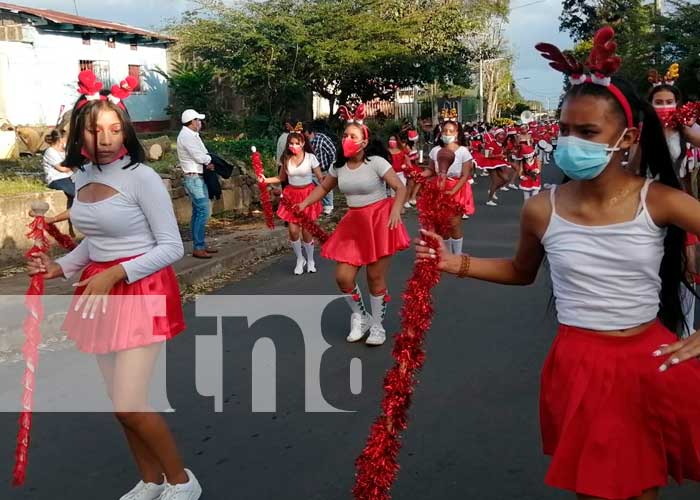 Estudiantes celebran festival navideño en Jinotepe 