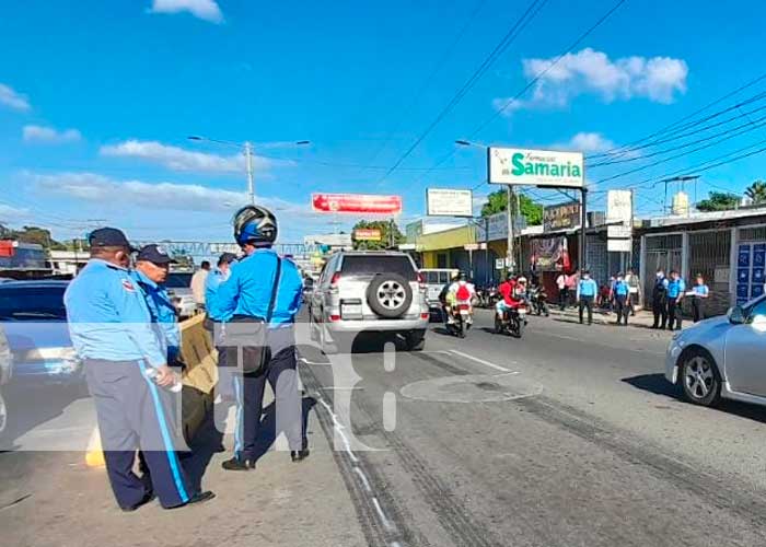 Escena del accidente de tránsito con bus en Managua