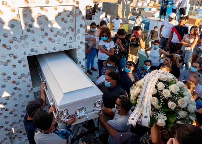 Llegan a R. Dominicana los restos de migrantes muertos en accidente en México