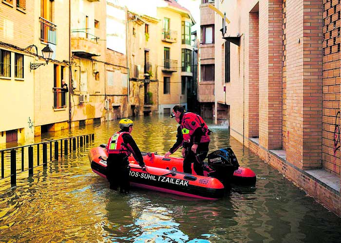 España declara zona catastrófica en varias regiones por inundaciones