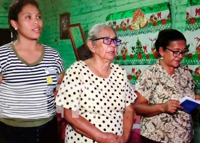 Familia celebra la gritería por más de 40 años de tradición en Jalapa