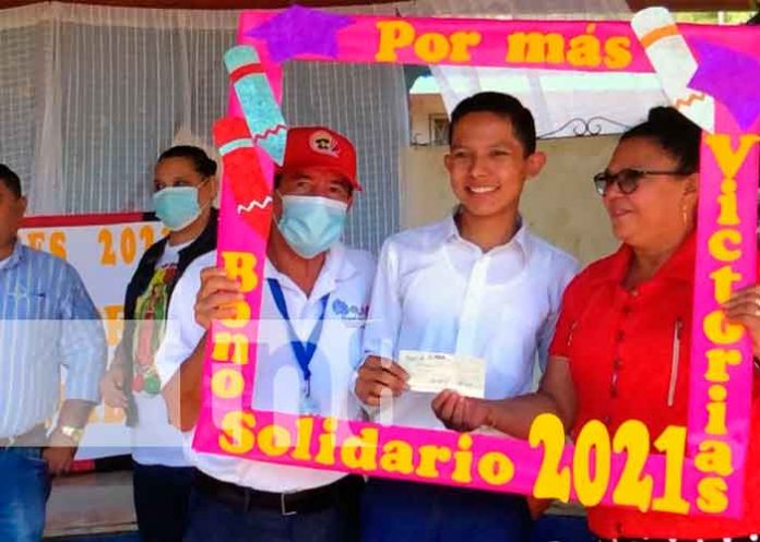 Bono a bachilleres, un incentivo para la comunidad estudiantil de Jalapa