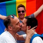 Tokio anuncia que reconocerá unión entre personas del mismo sexo