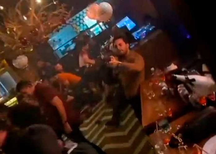 Sobrino de ‘El Chapo’ arma tremenda balacera en bar de México ¡y lo dejan ir!