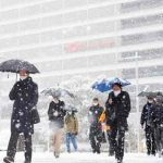Temporal de nieve en Japón deja sin energía eléctrica varias viviendas