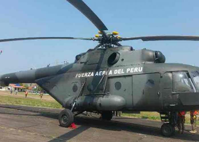 Mueren cinco tripulantes tras caída de helicóptero en Perú