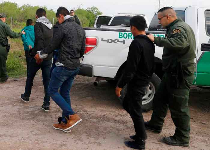 Más de 200 migrantes son interceptados en Texas en dos días ¡cifras récord!