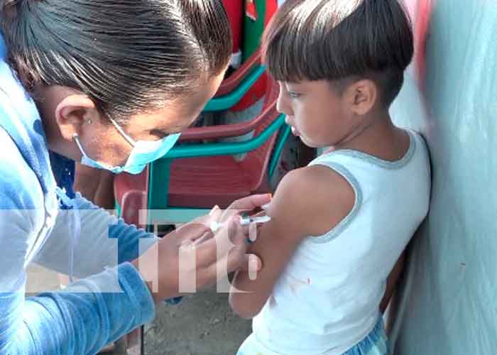 Vacunación casa a casa contra el Covid-19 continúa firme en Nicaragua