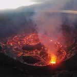 Un hombre de 75 años muere tras de caer en el volcán Kilauea en Hawái