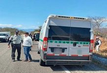 Autoridades de México detienen una ambulancia pirata con 28 migrantes