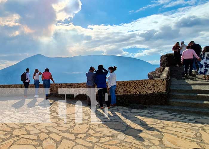 Realizan festival cultural en el Parque Nacional Volcán Masaya