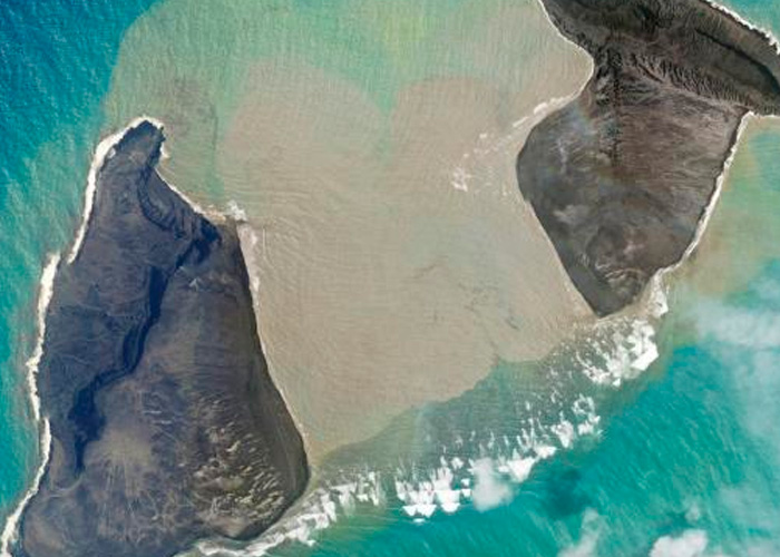 Después de la erupción y tsunami desaparecerá la isla del volcán Tonga? |  TN8.tv