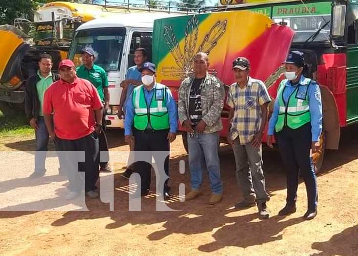 Conductores de Bilwi cumpliendo por la seguridad 