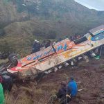 11 personas muertas en Bolivia al caer bus en un precipicio