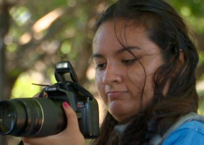 Brindan charlas a jóvenes de Managua apasionados de la fotografía