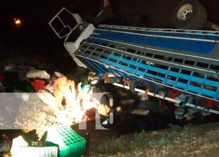 Mortal accidente de tránsito dejó 5 fallecidos en La Garita Norte, Managua