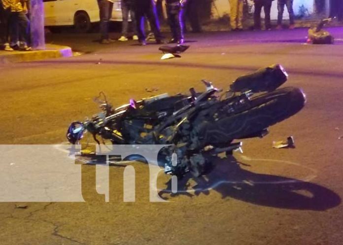 Irrespeto a señal de alto le provoca la muerte a motociclista en Managua