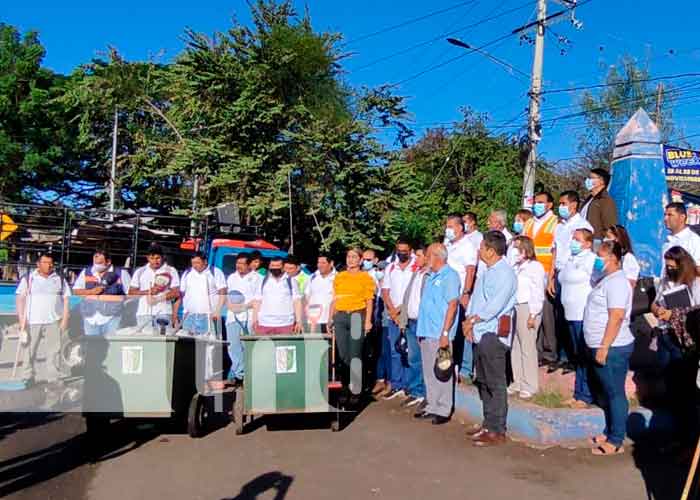 Jornada de limpieza en marco a la celebración del 143 Aniversario de Juigalpa