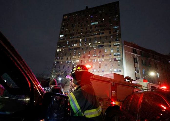 EEUU: Mueren 17 personas tras incendio de un edificio en en el Bronx