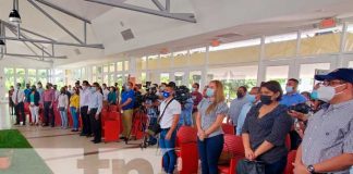 Conferencia de prensa sobre becas universitarias en Nicaragua