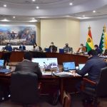 Bolivia confirma que el vicepresidente y seis ministros dan positivo COVID-19