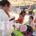 Feria del comercio navideño en Nicaragua